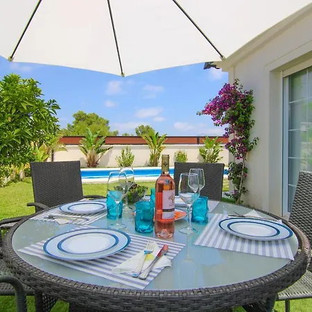 Villa Con Piscina Privada -