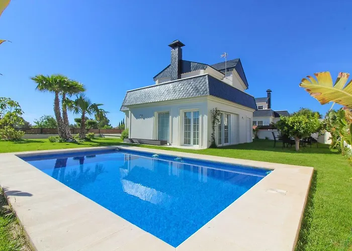 Con Piscina Privada - Villa Polop